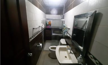 VENTA DE HERMOSA CASA GRANDE EN CHITRE