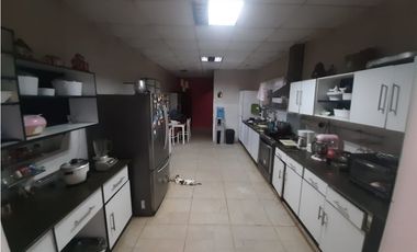 VENTA DE HERMOSA CASA GRANDE EN CHITRE
