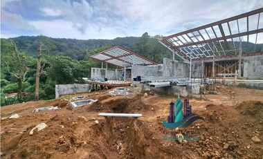 VENDO.CASA DE LUJO EN JARAMILLO