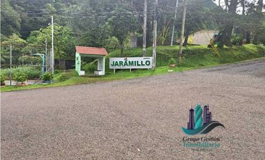 VENDO.CASA DE LUJO EN JARAMILLO