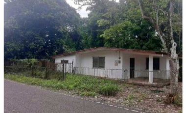 EN.VENTA CASA EN EL.PUEBLO.DE.LAS.LAJAS