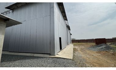 EN ALQUILER GALPÓN/BODEGA INDEPENDIENTE 1.260m2 (Jkcal)