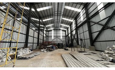 EN ALQUILER GALPÓN/BODEGA INDEPENDIENTE 1.260m2 (Jkcal)