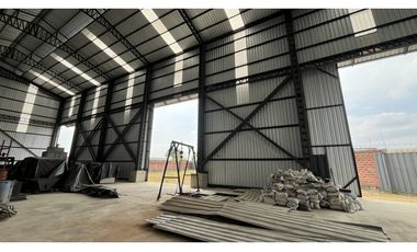 EN ALQUILER GALPÓN/BODEGA INDEPENDIENTE 1.260m2 (Jkcal)