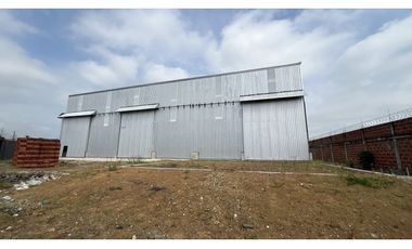EN ALQUILER GALPÓN/BODEGA INDEPENDIENTE 1.260m2 (Jkcal)