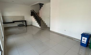 Disewakan Rumah 8x10 Pantai Indah Kapuk atau PIK 2