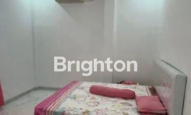 DIJUAL RUMAH 2 LANTAI LOKASI DEPAN POLDA KALTIM HARGA NEGO