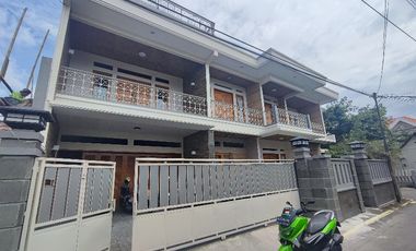 rumah solo slamet Riyadi dekat paragon mall grand mall manahan