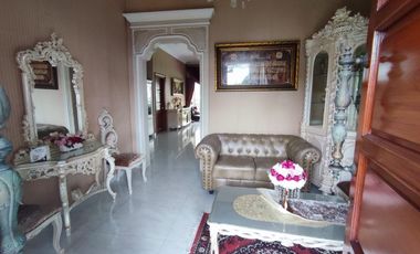 Rumah mewah solo dekat lotte mart tipes dekat solo baru