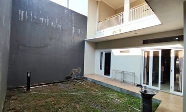 Rumah di jual Solo kota Pajang purwosari dekat gentan makam haji