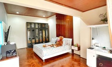 Rumah Solo dekat grand mall Purwosari Rs Slamet Riyadi