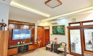 Rumah Solo dekat grand mall Purwosari Rs Slamet Riyadi