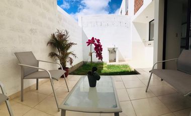 Venta casa en  Puembo, a estrenar, aplica crédito Vip, SC