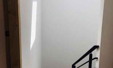 Venta casa en Puembo, no adosada, en Conjunto privado. SC