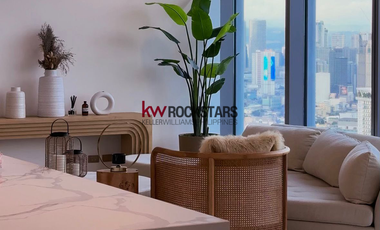 Luxury 4 Bedroom Penthouse Unit For Sale at Trump Tower Manila