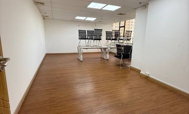 Office Space for Lease Rent 1,000 sqm Ready to Move-in Quezon City
