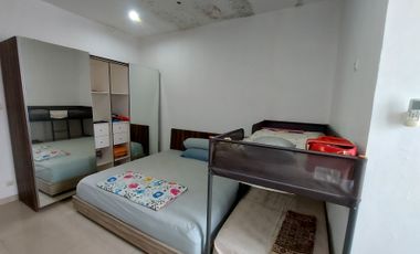 Dijual Cepat Rumah 3 Lantai Semi Furnished Mega Cinere