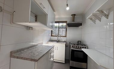 Casa en Arriendo en manquehue con colon