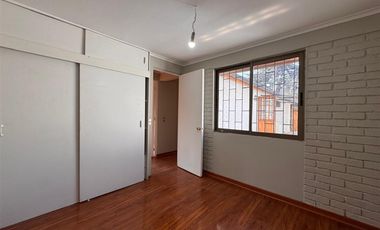 Casa en Arriendo en manquehue con colon
