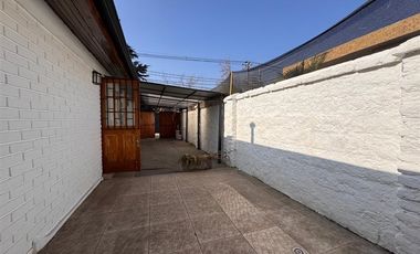 Casa en Arriendo en manquehue con colon