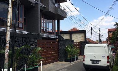 Rumah 3 Tingkat Semi Fully Furnished Di Pejaten Ada 2 Unit Terbatas