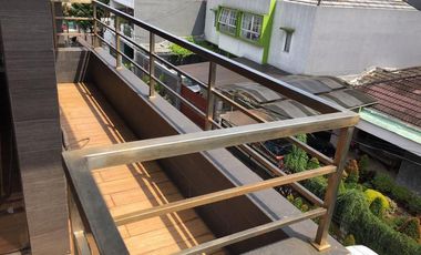 Rumah 3 Tingkat Semi Fully Furnished Di Pejaten Ada 2 Unit Terbatas