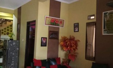 Di Jual Rumah 3 lantai
