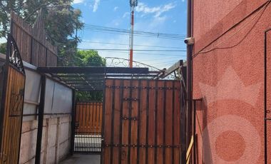 LA FLORIDA VENDO AMPLIA CASA 5HCB 2 BA