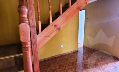 LA FLORIDA VENDO AMPLIA CASA 5HCB 2 BA