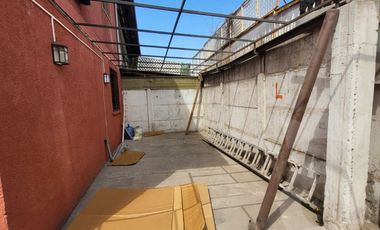 LA FLORIDA VENDO AMPLIA CASA 5HCB 2 BA