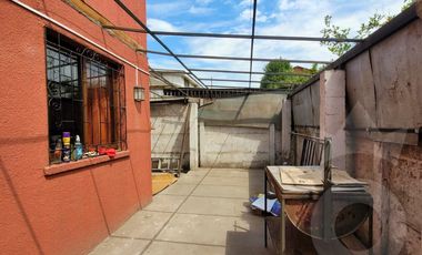 LA FLORIDA VENDO AMPLIA CASA 5HCB 2 BA