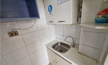 Oficina pasos de metro Plaza de Armas
