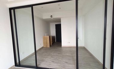 Di Jual Apartemen Collins Boulevard Gading Serpong