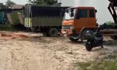 Tanah di jl SM AMIN Pekanbaru