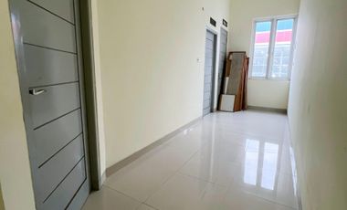 RUMAH TOWNHOUSE 2 LANTAI FREE PAJAK -DAERAH KENTEN SEBELAH INDOGROSIR