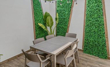 CASA EN VENTA EN PLAYA DEL CARMEN 2 HABITACIONES CON GYM, CASA CLUB ALBERCA, AREA GRILL EN PROMOCIÓN