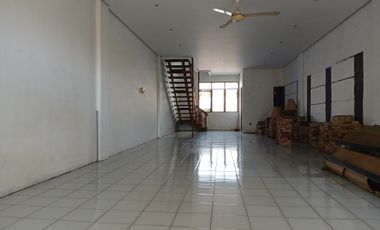 Ruko 3 Lantai Strategis, Panjang, Jarang ada, Siap pakai di Cinere Raya
