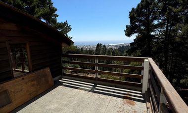 Casa con Vista al Mar, Cerro Lugano. Pichilemu