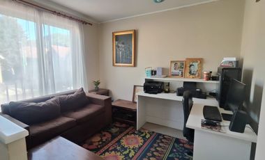 OPORTUNIDAD AMPLIA CASA CONDOMINIO CERRADO