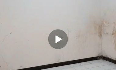 Rumah lenteng agung jagakarsa sebrang univ.pancsila 3 kmr 40jt/thn