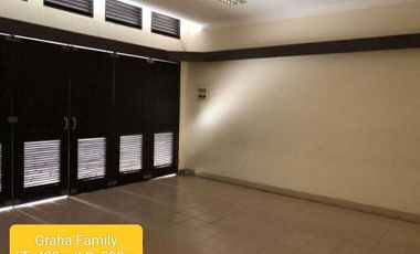 Rumah Mewah Siap Huni Graha Family Surabaya Barat