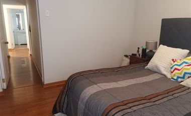 Casa en Venta en a media cuadra de Calle Valparaiso