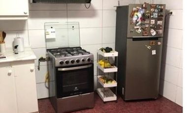 Casa en Venta en a media cuadra de Calle Valparaiso