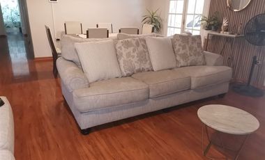 Casa en Venta en a media cuadra de Calle Valparaiso