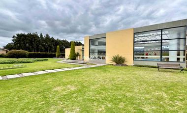 Espectacular casa en venta ubicada en Conjunto Residencial en Cajicá