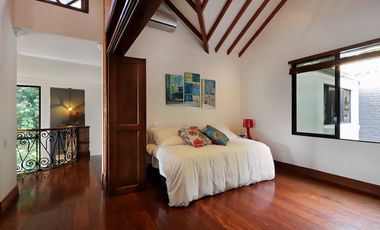 Venta Casa campestre Loma El Esmeraldal, Envigado