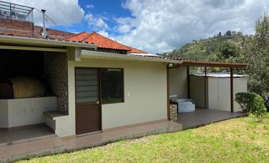 CASA EN VENTA CON AREA VERDE, QUINTA CHICA