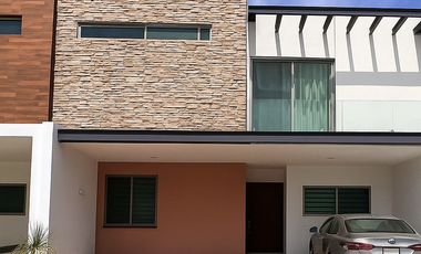 Casa en Renta en Solares, Coto Fonteé – Zapopan (Con Alberca)