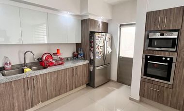 Casa en Renta en Solares, Coto Fonteé – Zapopan (Con Alberca)