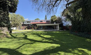 Vendo Casa  con uso de suelo de 3 casas